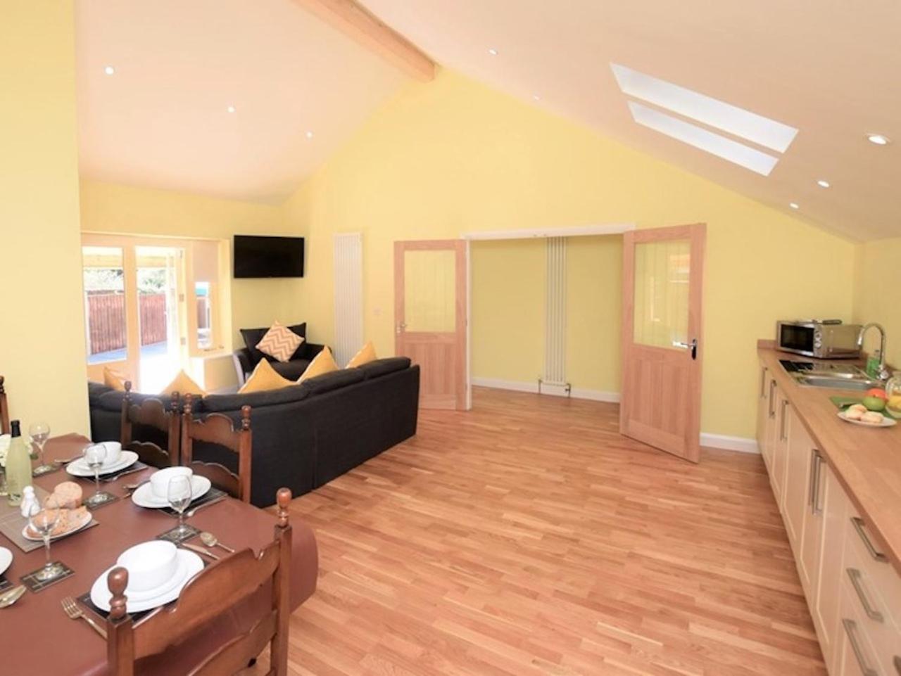 The White Lady Bed & Breakfast Worstead Exterior photo